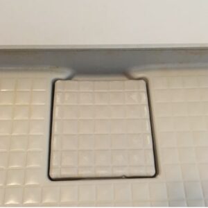 お風呂の排水口蓋
